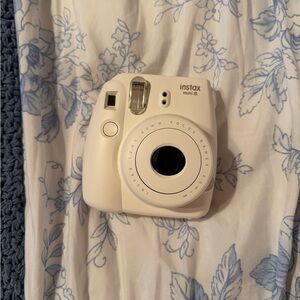 Fujifilm Instax Mini 8 Instant Camera - Cream